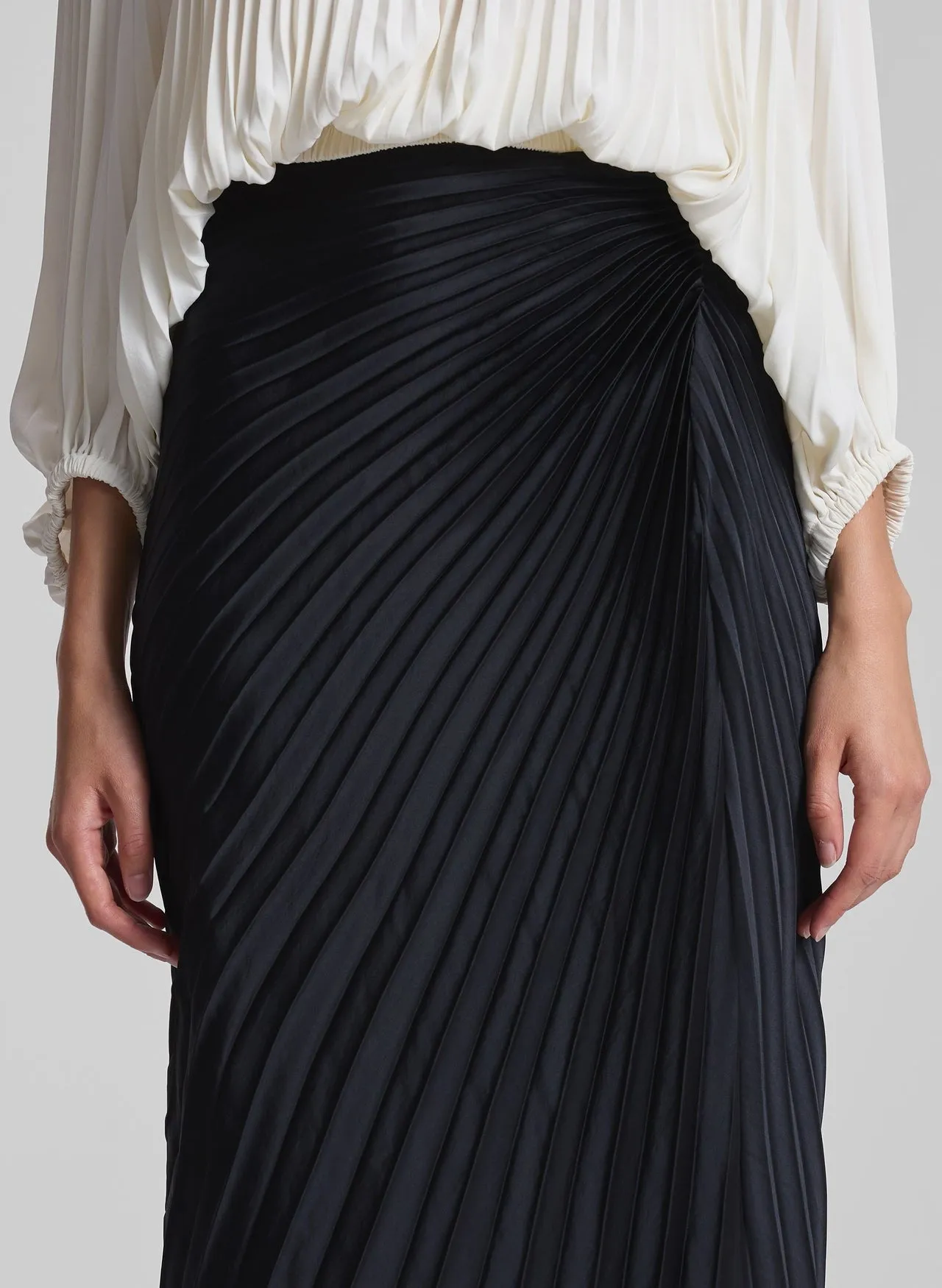 A.L.C. Bianca Skirt in Black