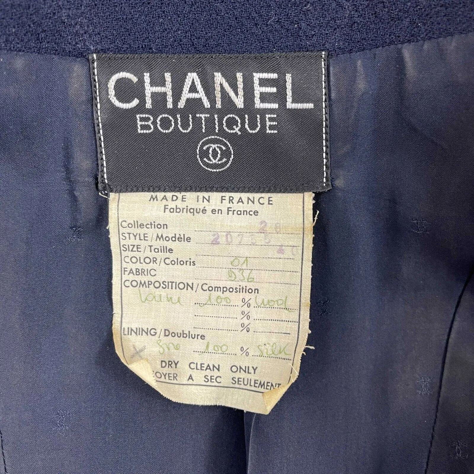 CHANEL - Vintage Navy Suit CC Buttons - Jacket / Skirt Set 40 US 8