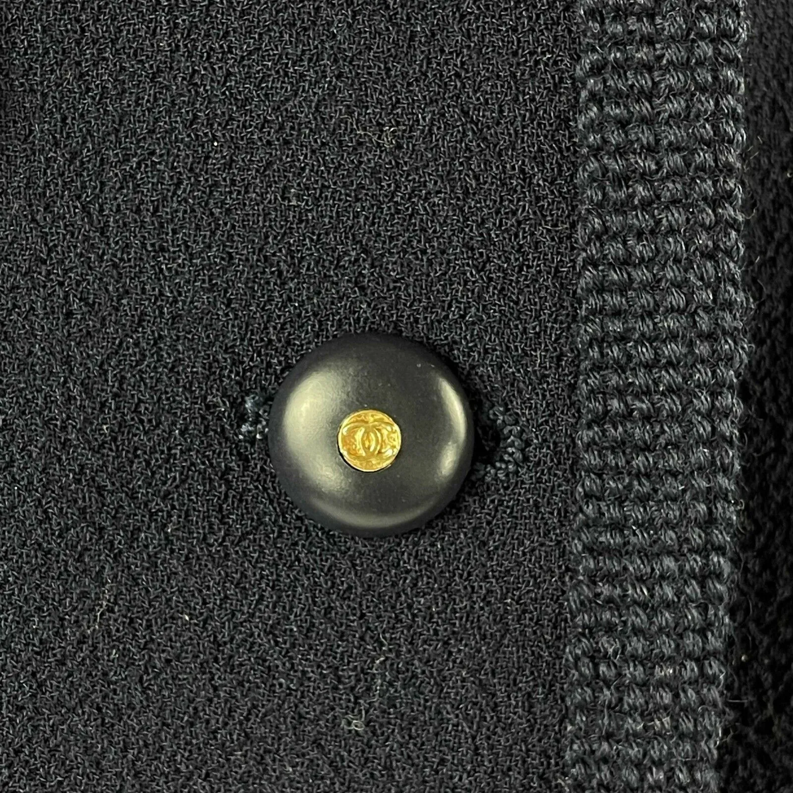 CHANEL - Vintage Navy Suit CC Buttons - Jacket / Skirt Set 40 US 8