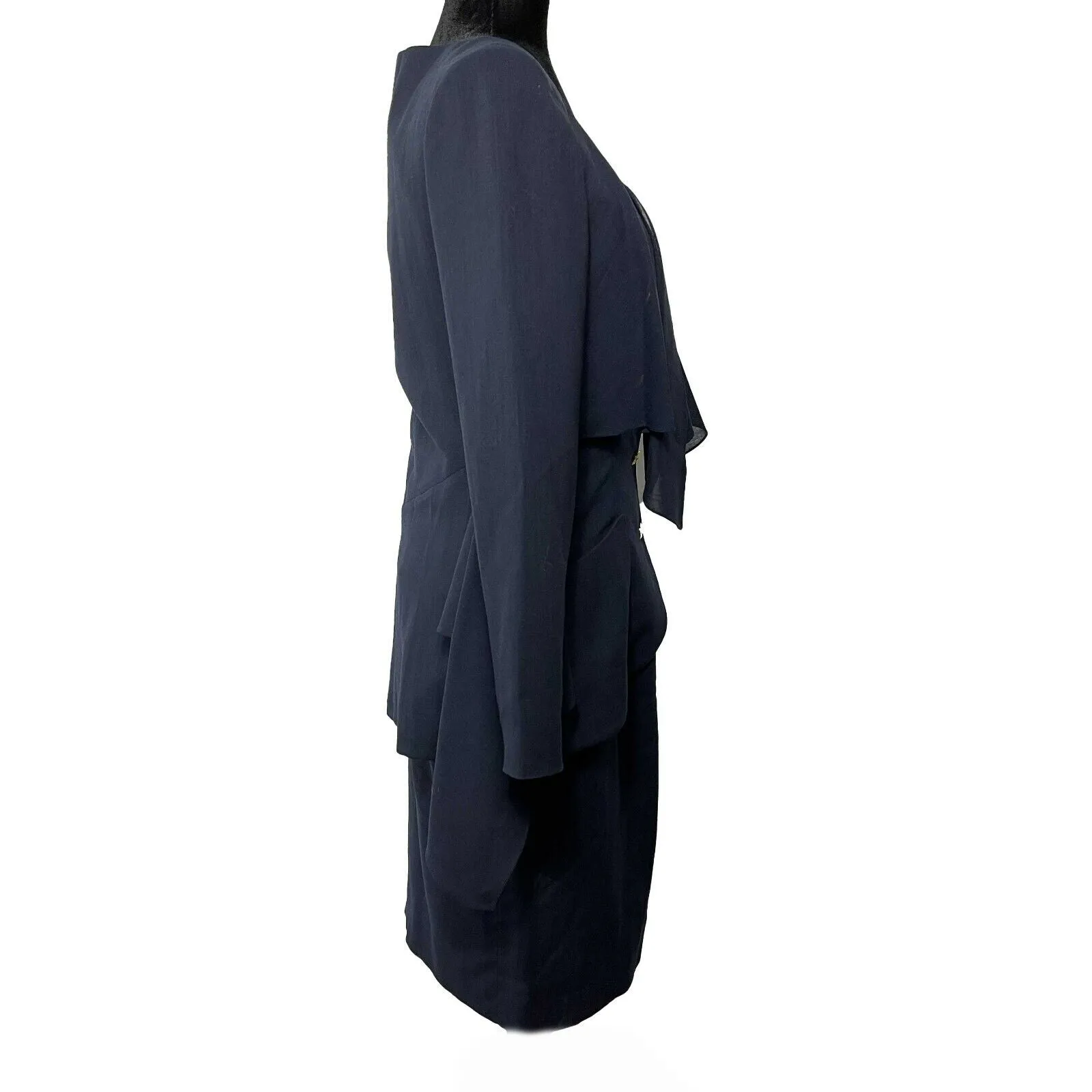 CHANEL - Wool Suit Cascade Jacket and Skirt - CC Buttons - Navy / Gold 36 US 6
