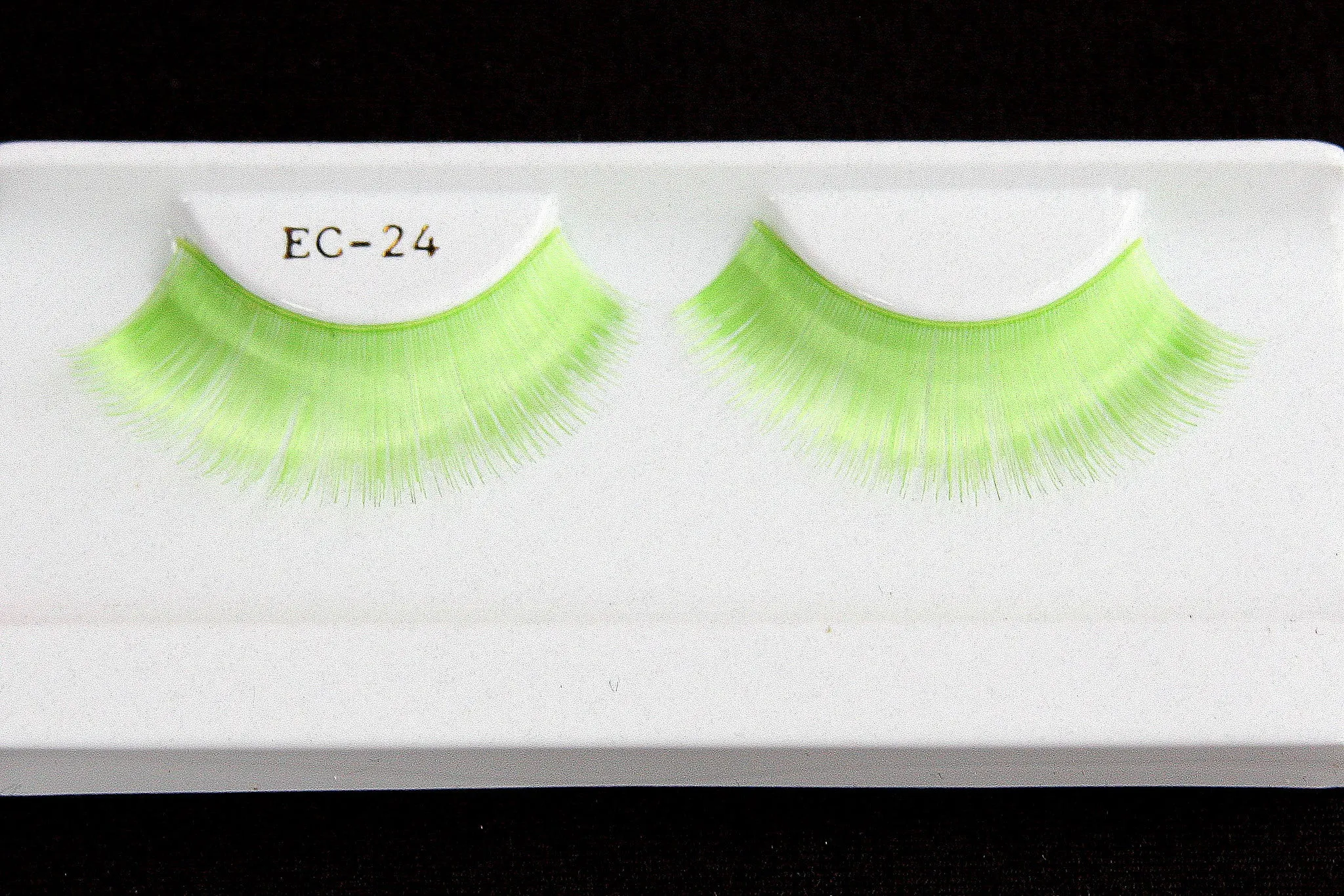 Club Eyelashes