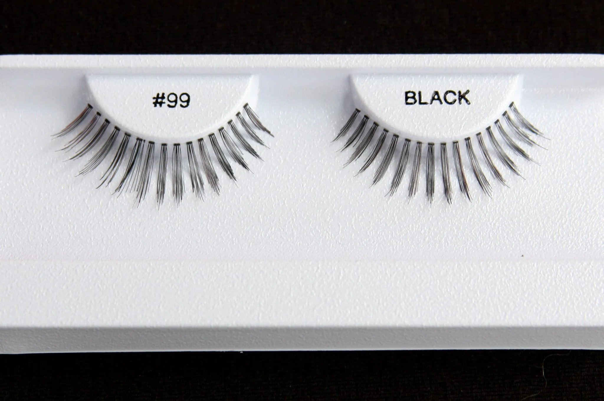 Club Eyelashes