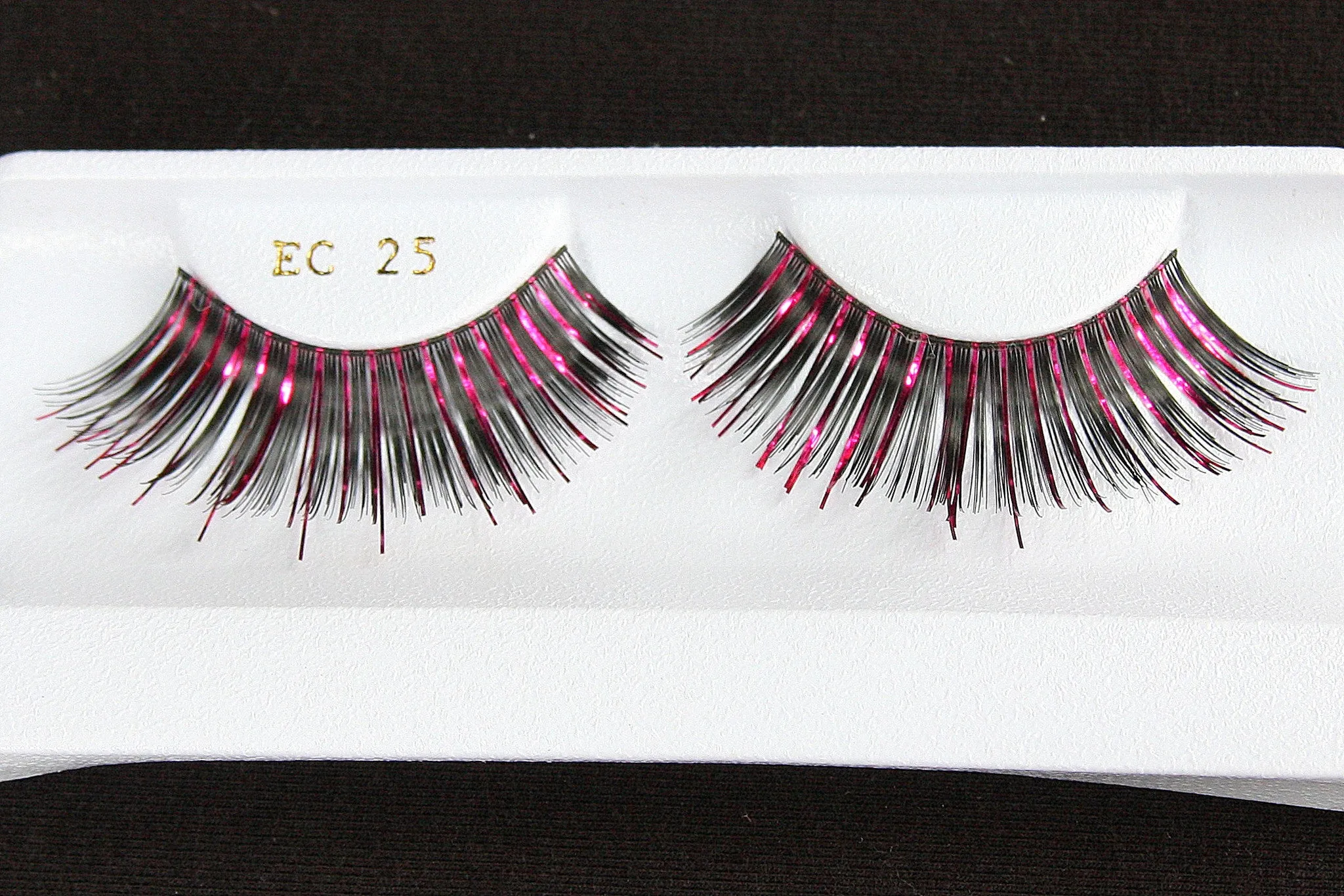 Club Eyelashes