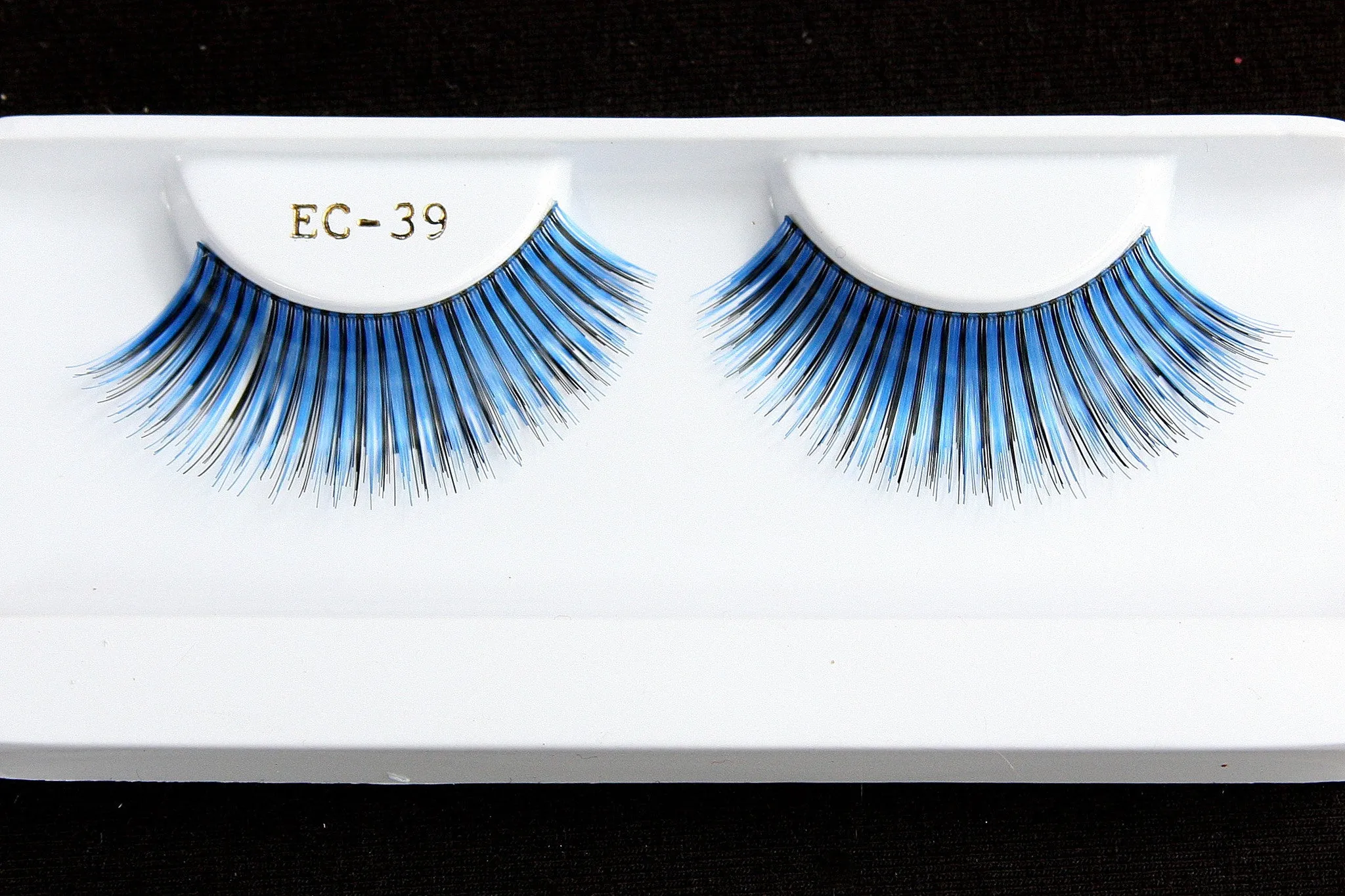 Club Eyelashes