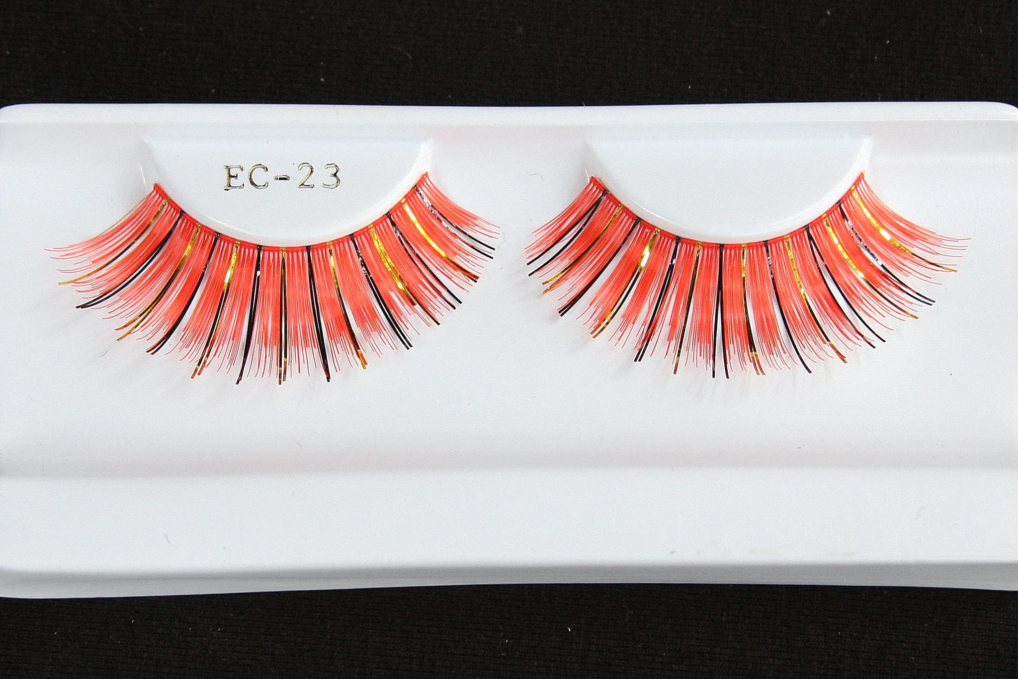 Club Eyelashes