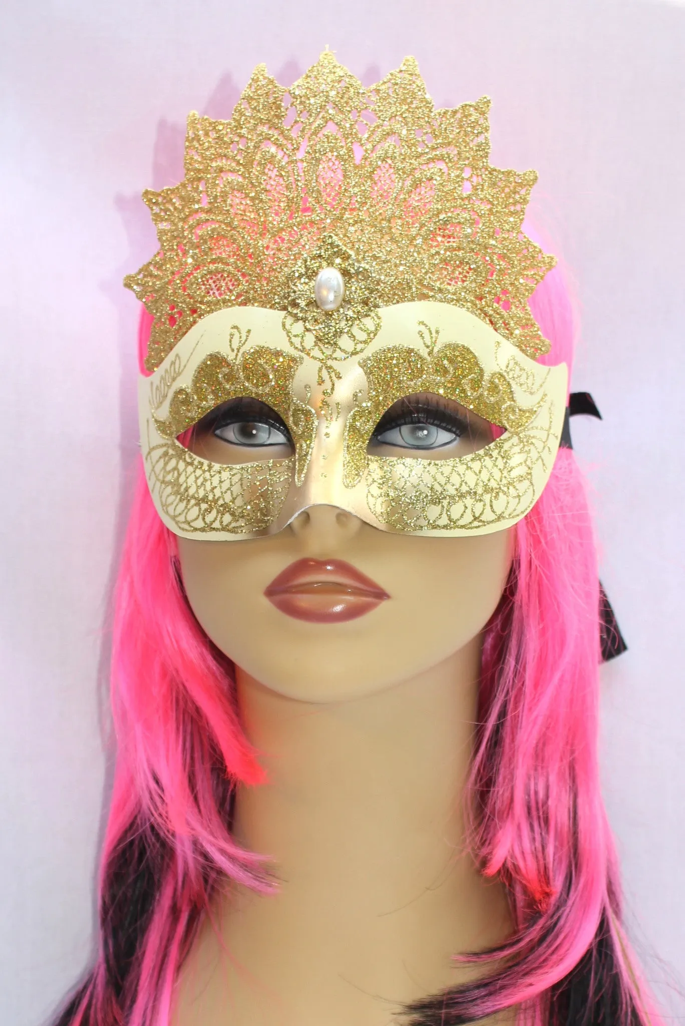 Madora Ball Eye Mask