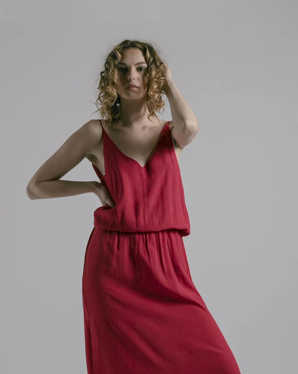 MAEVA V-NECK LONG DRESS