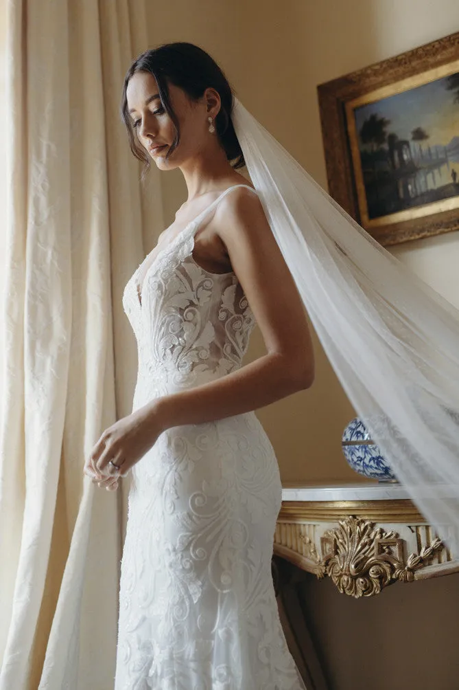 Plunging V-neck Sexy Mermaid Sleeveless Lace Court Train Bridal Gown With Deep V-back-715844