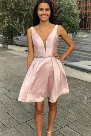 Plunging V-neckline Light Pink Homecoming Dress Short Patterns