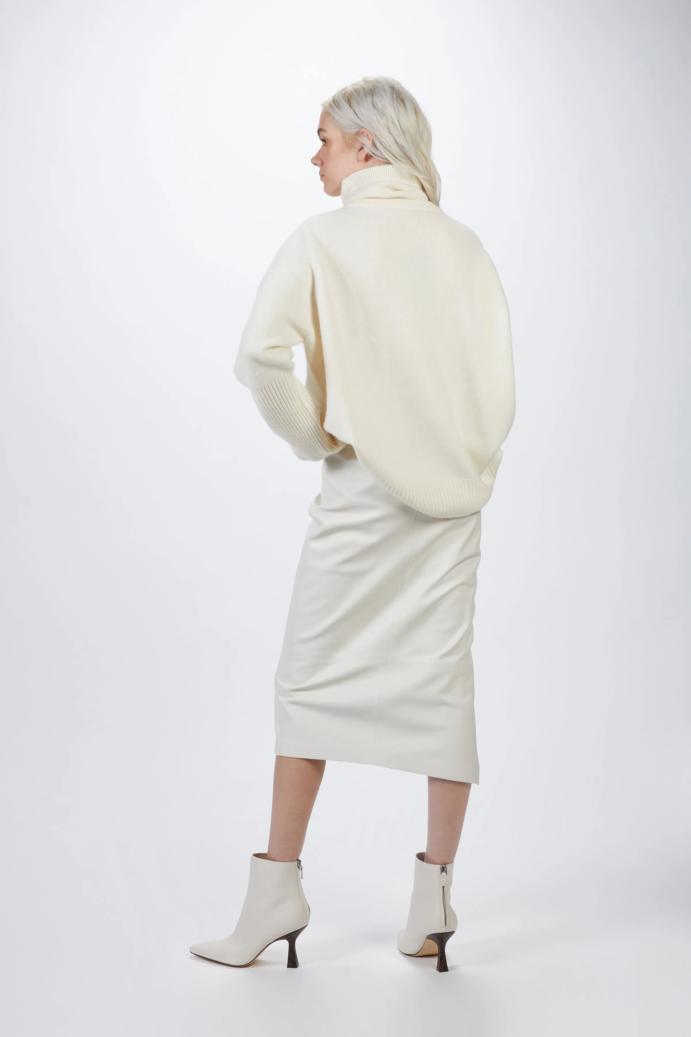 RUCHED MIDI SKIRT WITH SLIT