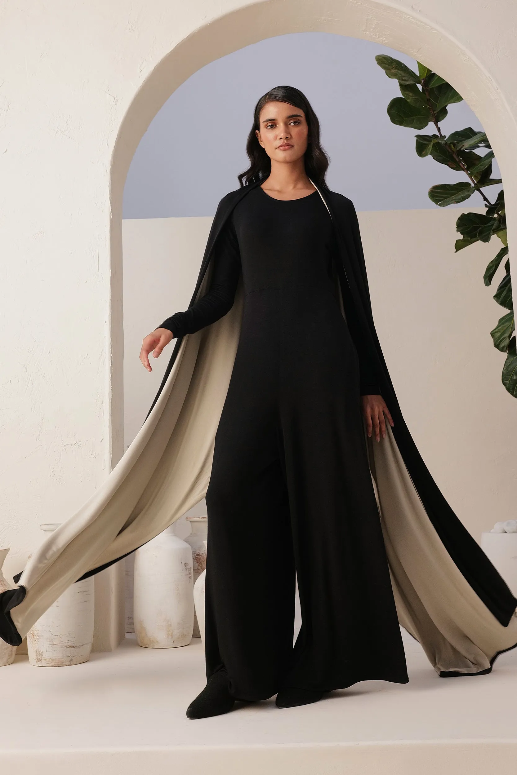 Sand Skin Sleeves Jumpsuit (Black)