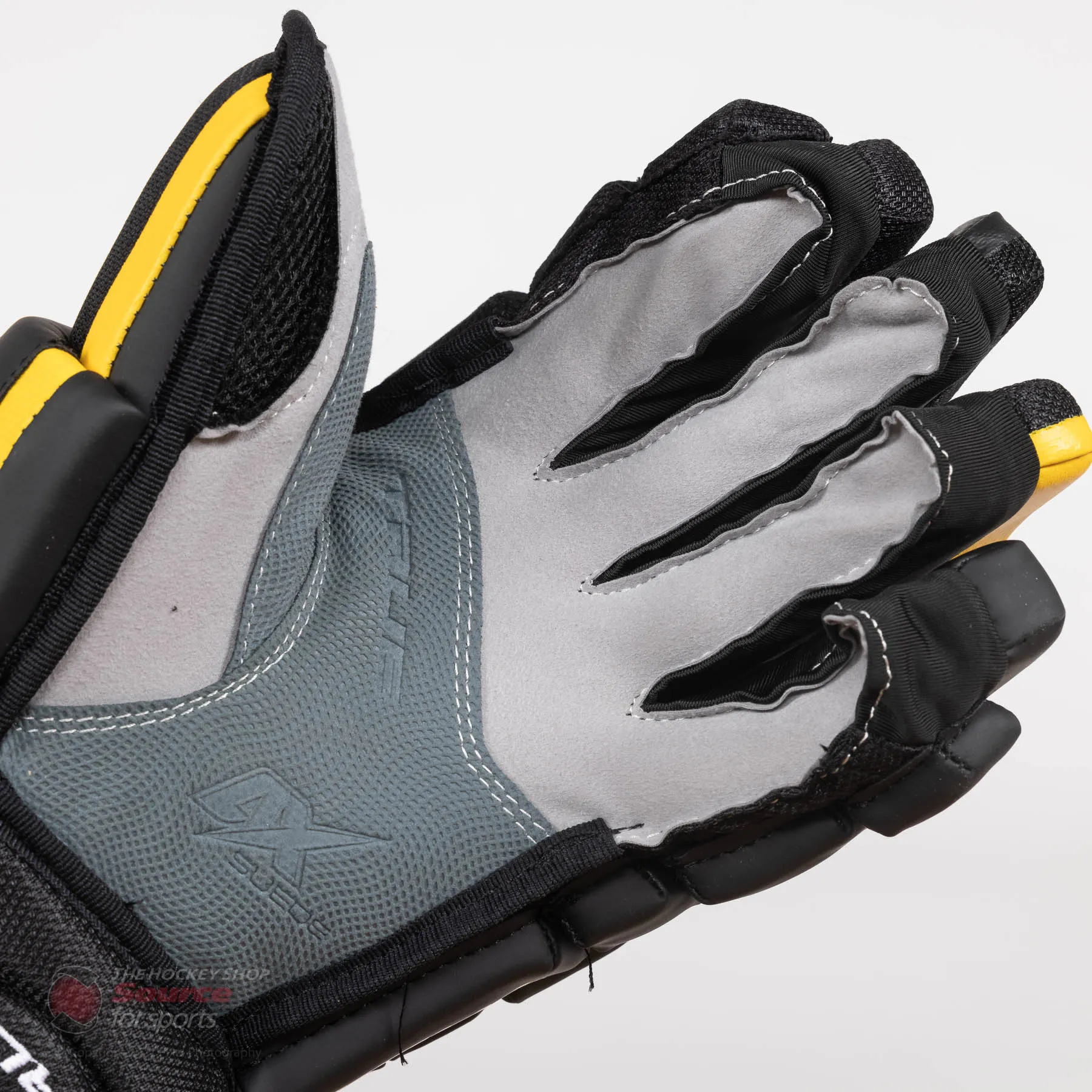 TRUE XC7 Senior Hockey Gloves