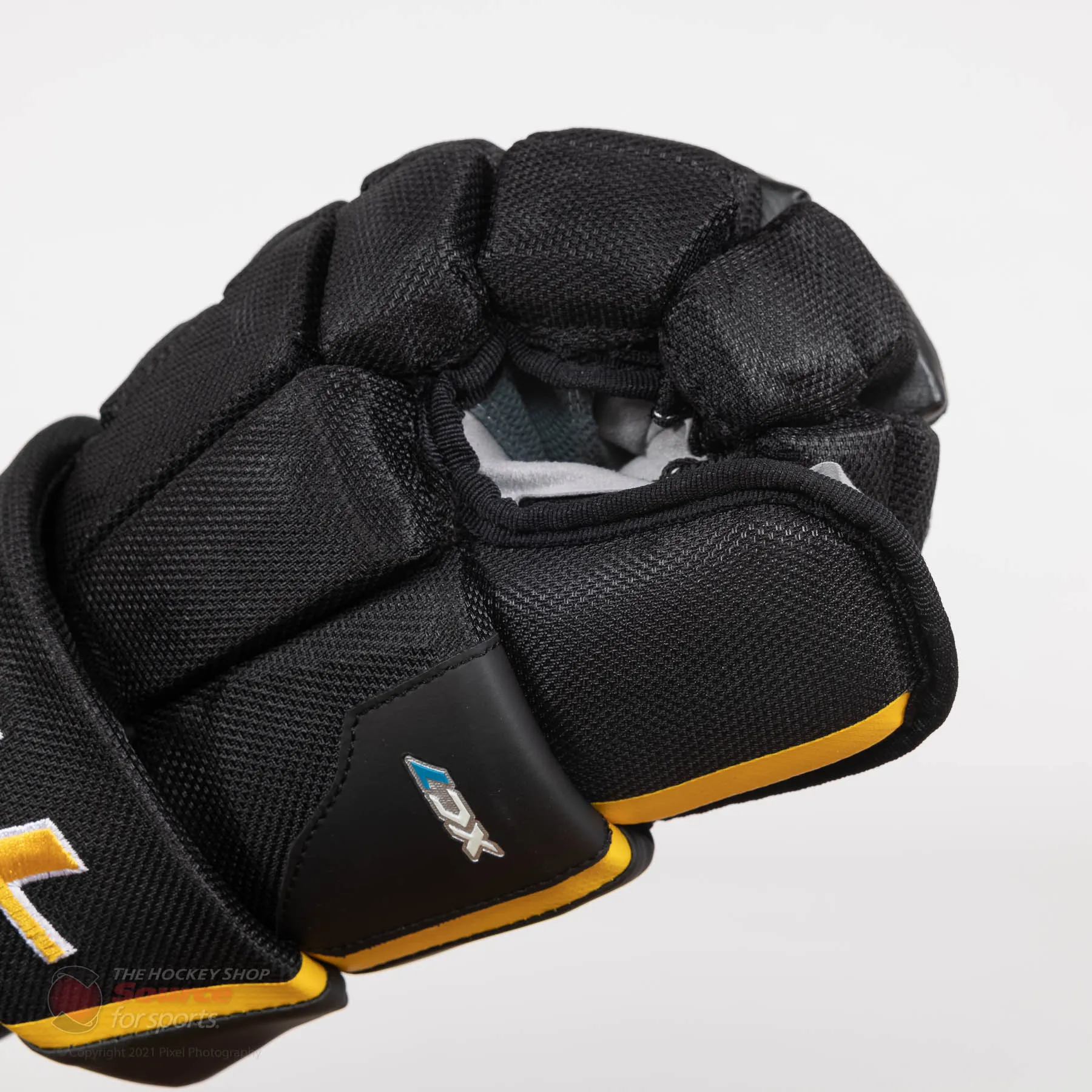 TRUE XC7 Senior Hockey Gloves